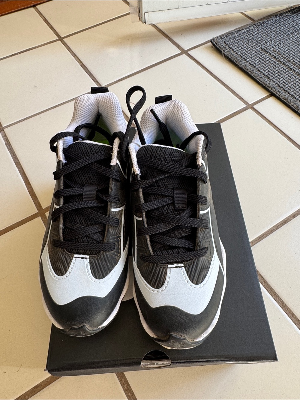 Kids Under Armour Leadoff Icon Low RM Jr. Baseball Cleats